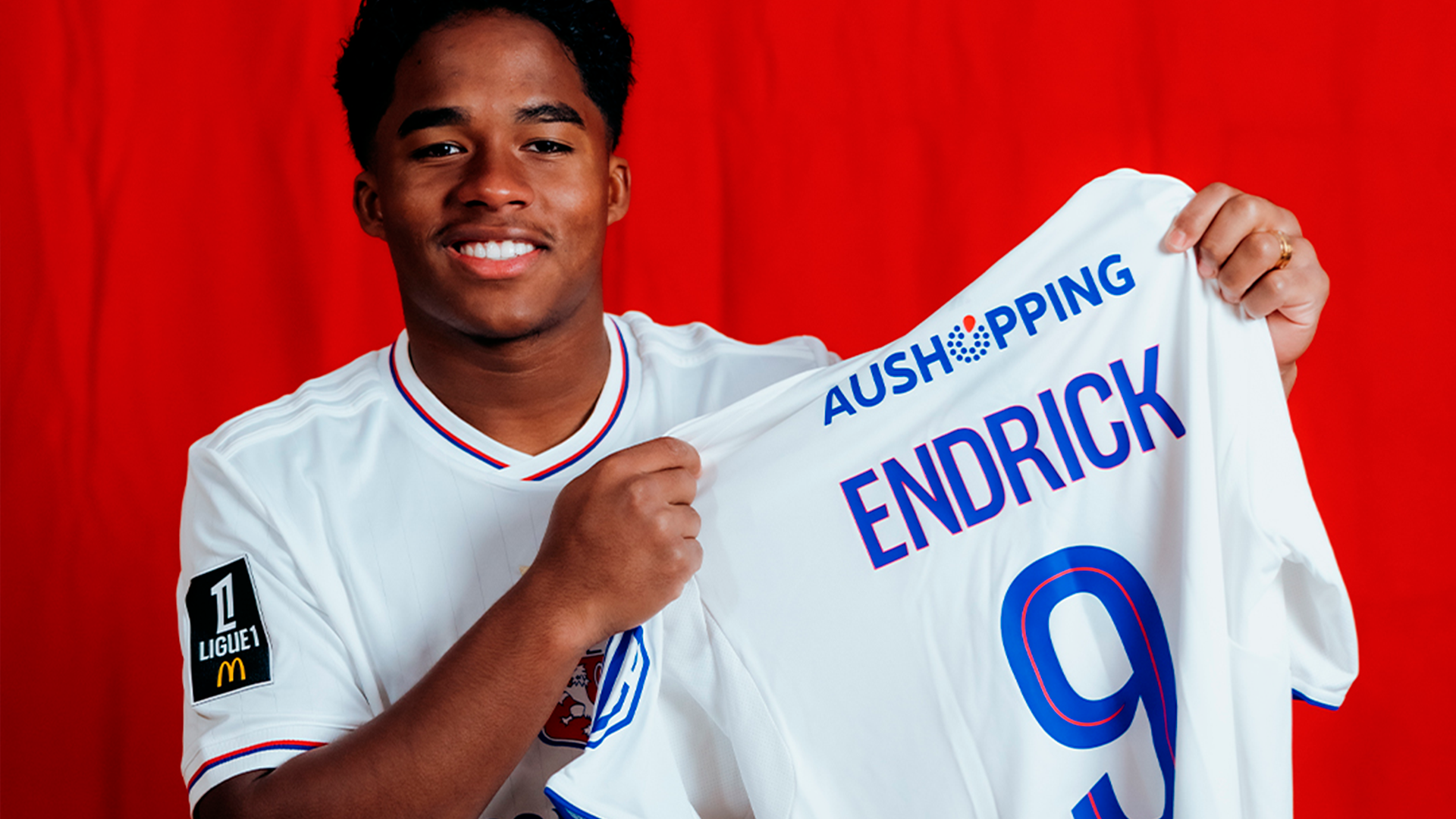 Endrick tạo cơn sốt tại Lyon