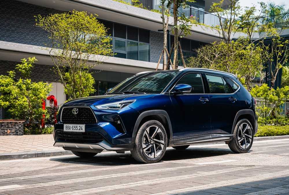 Toyota Việt Nam giảm giá cho hàng loạt mẫu xe Hybrid
