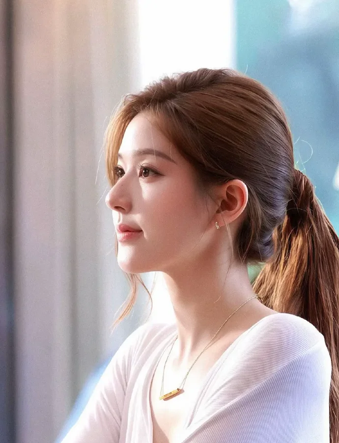 Những nữ diễn viên Hoa ngữ nổi bật với góc nghiêng hoàn hảo