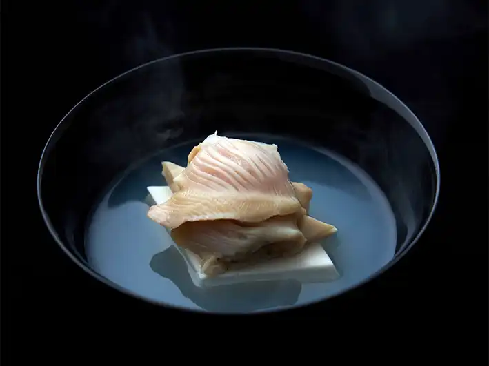 Tokyo tiếp tục dẫn đầu thế giới về số nhà hàng gắn sao Michelin
