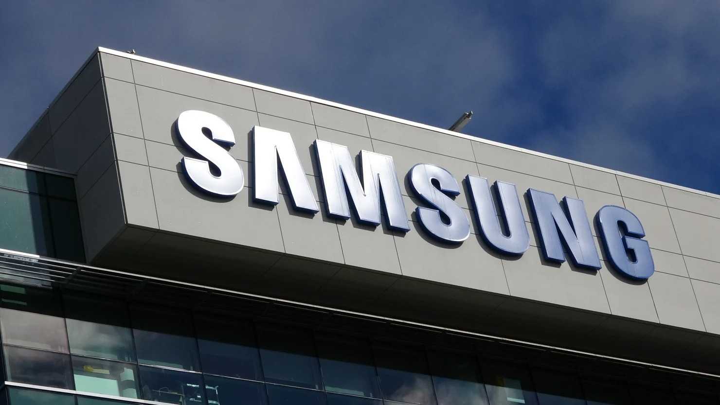 Lợi nhuận Samsung lập kỷ lục nhờ “cơn khát” chip AI và bộ nhớ hiệu năng cao