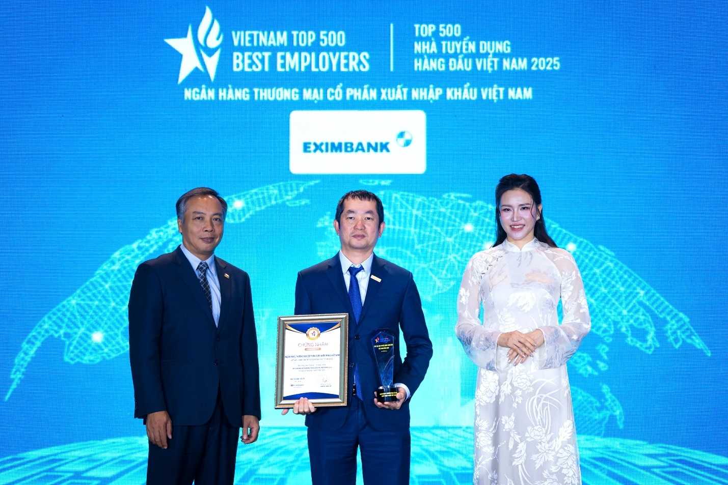 Eximbank lọt top 10, top 50, top 500 nhà tuyển dụng và môi trường làm việc tốt nhất 2025