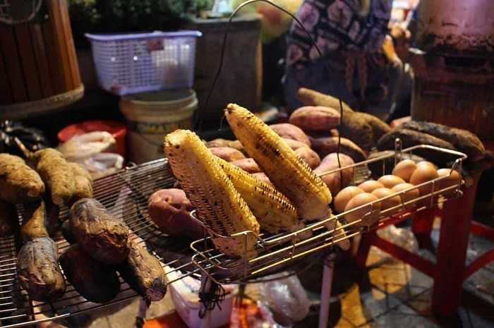 5 đặc sản đường phố cứ trời lạnh là thèm ở Hà Nội