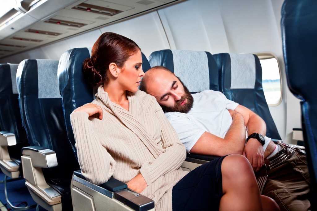 Sau 1.000 chuyến bay, nam hành khách tiết lộ quy tắc lịch sự “bất thành văn”