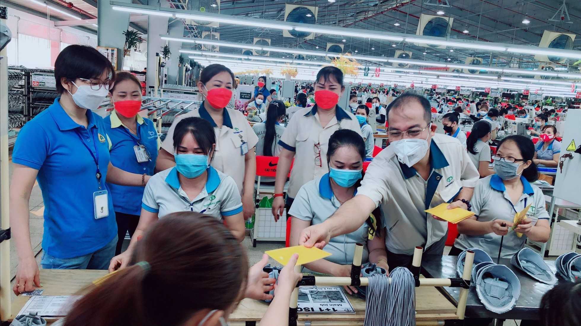 Doanh nghiệp “thưởng Tết 0 đồng” được không?