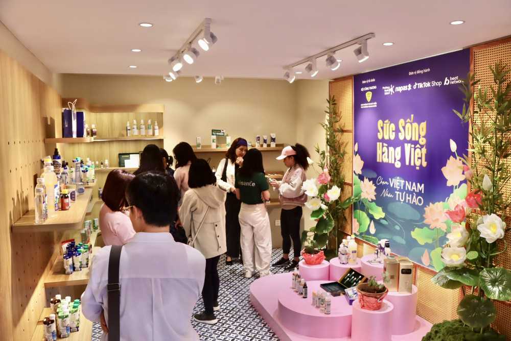Livestream “Sức sống hàng Việt” lần thứ 2 quy tụ các sản phẩm đại diện xu hướng sản xuất xanh, làm chủ công nghệ