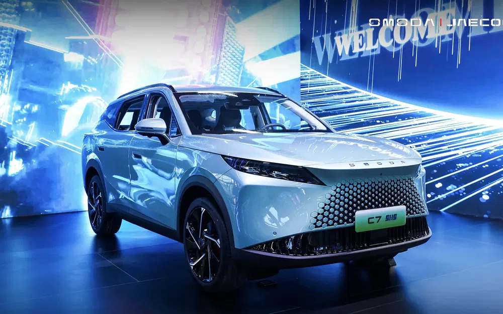 Omoda & Jaecoo giới thiệu hai mẫu xe chủ lực Omoda 4 và Omoda 7